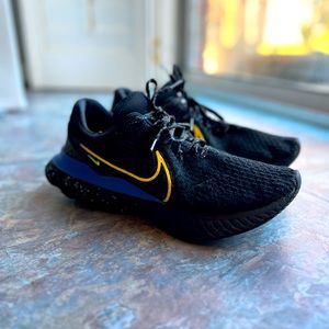 Men’s NIKE React Infinity Run FK3, Size 11